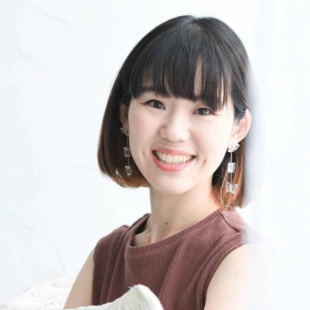 石井 絢