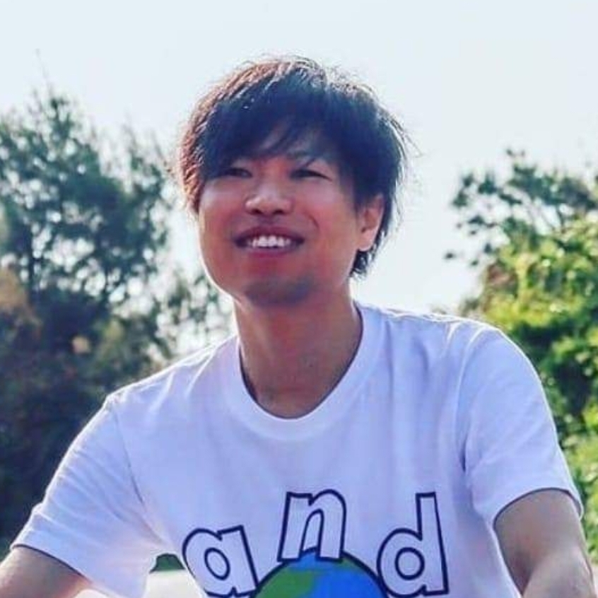 粕谷 恭平