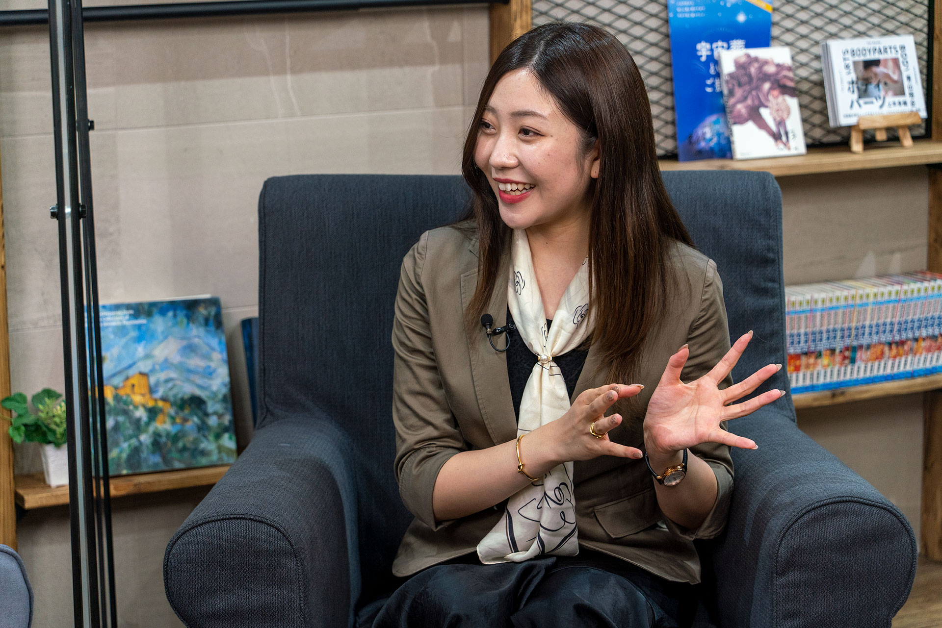廣瀬彩乃×ワクセル_20211025廣瀬さん土に還るスカーフ2