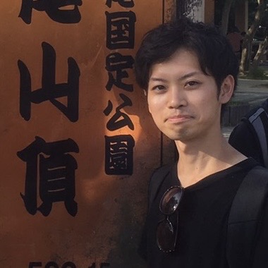 村岡 伸哉