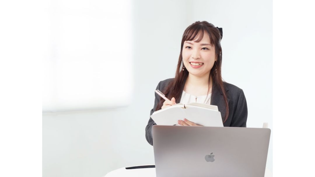 見出し2画像_嶋村吉洋社長が主催するワクセルのコラム_青山春花_大切にしていることはヒアリング.jpg